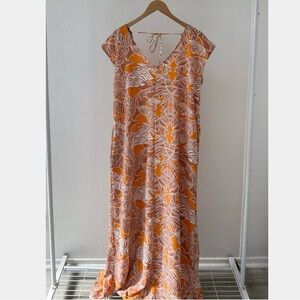 BNWT MANUHEALI’I TAIMANE MAXI